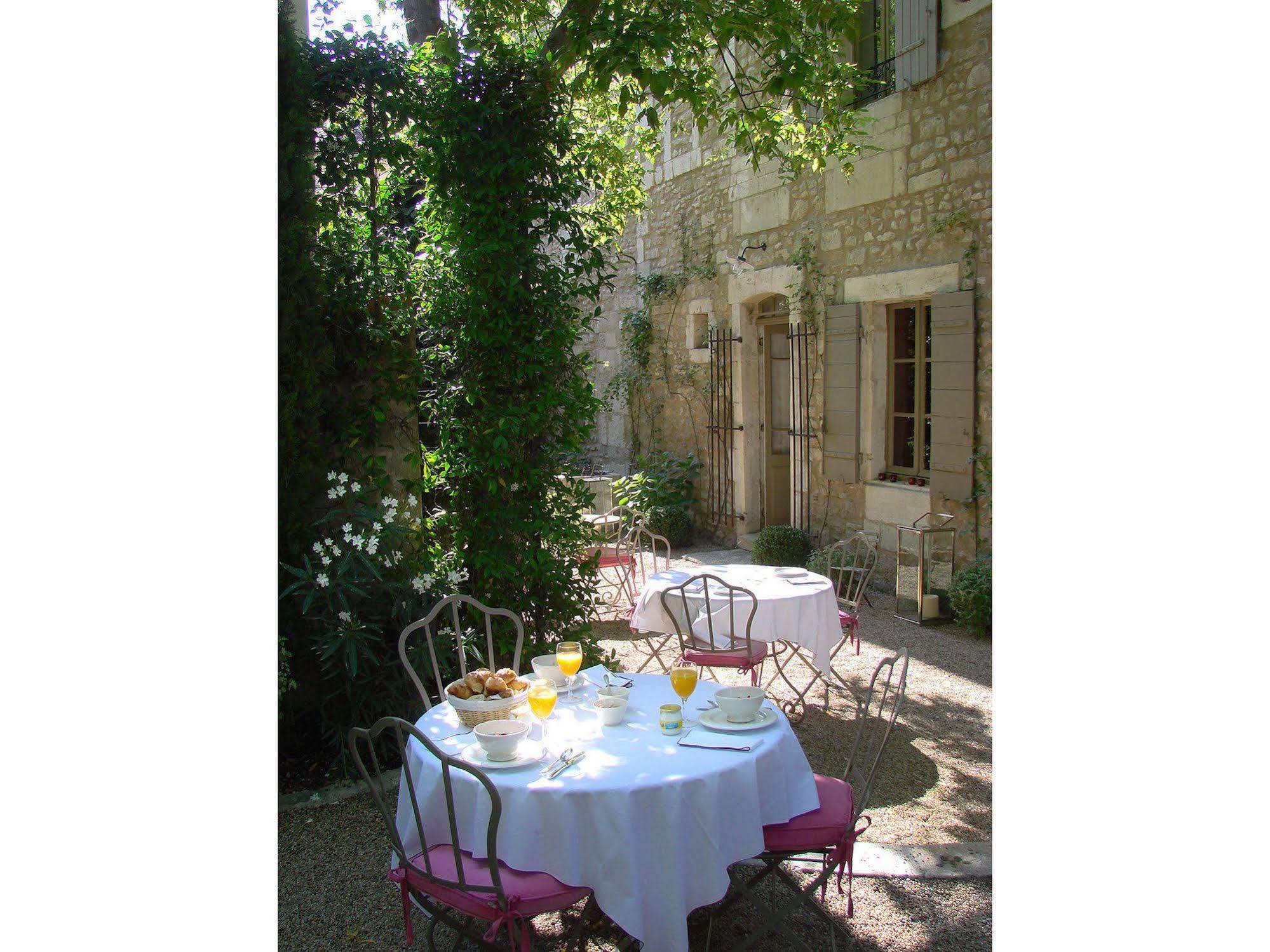 La Maison Du Village Saint-Rémy-de-Provence Buitenkant foto