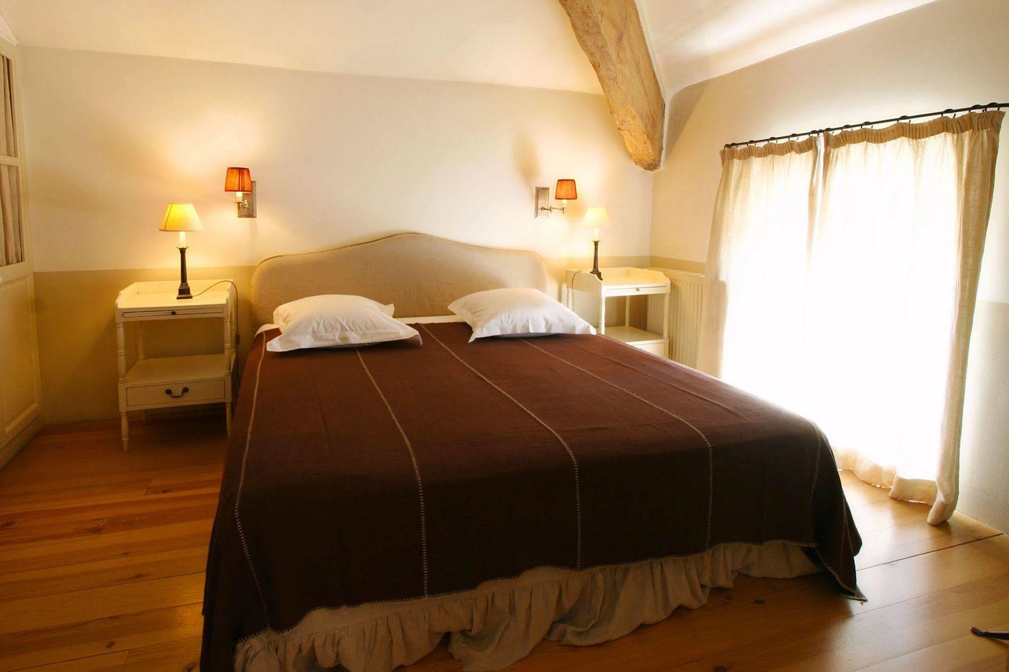 La Maison Du Village Saint-Rémy-de-Provence Buitenkant foto