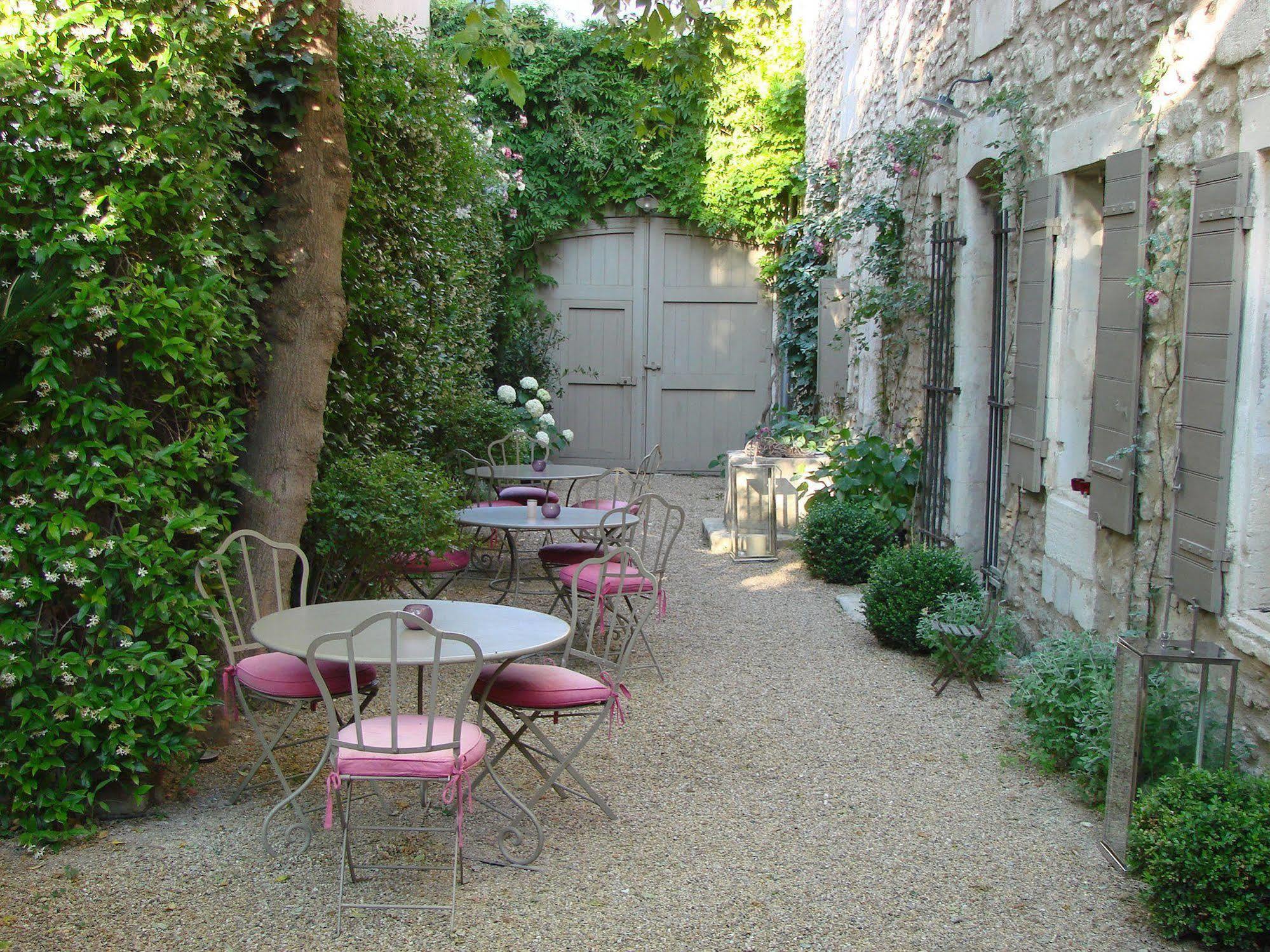 La Maison Du Village Saint-Rémy-de-Provence Buitenkant foto